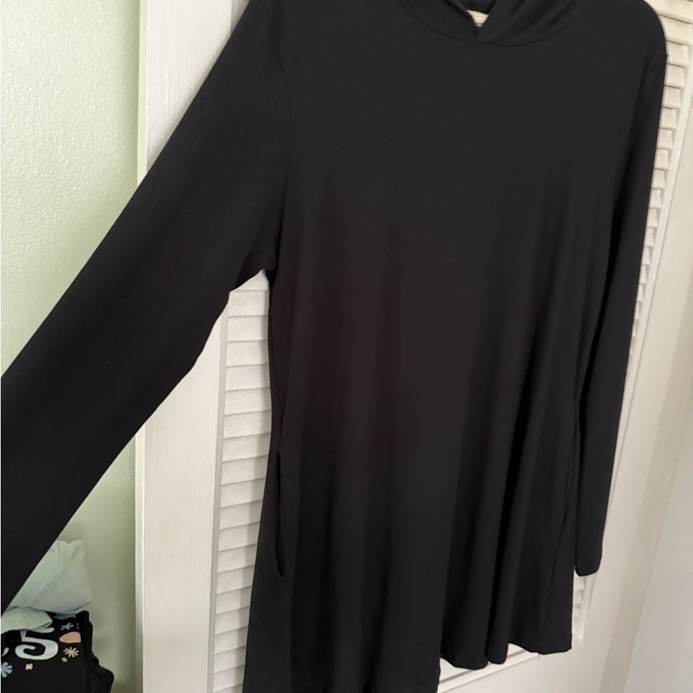 Black Long Sleeve hooded Tunic with pockets
